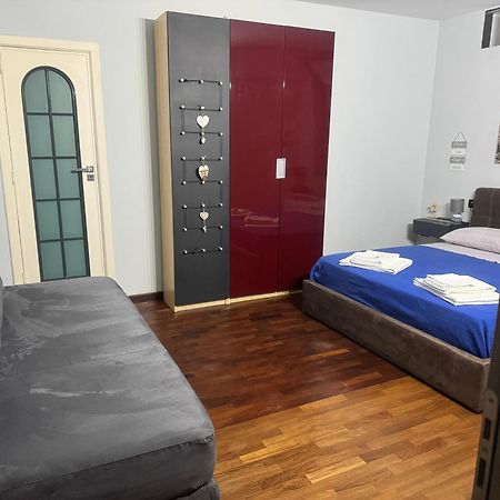 Mapi Room Naples Luaran gambar